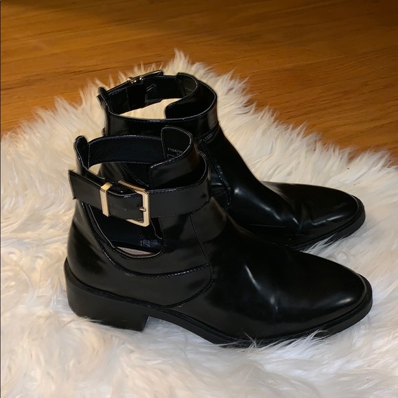 Zara Shoes - Zara Black Shiny Booties